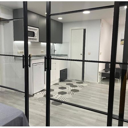 Madrid Villa Suites Bianco Bagian luar foto
